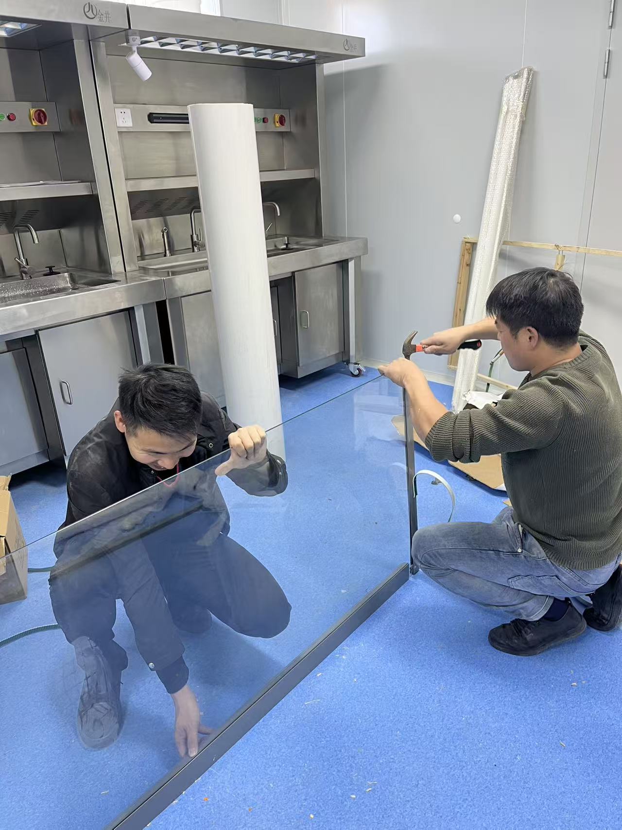 通风柜现在安装